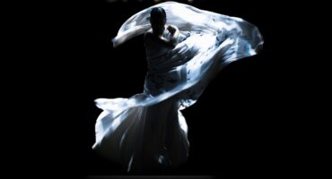 Baile en las sombras