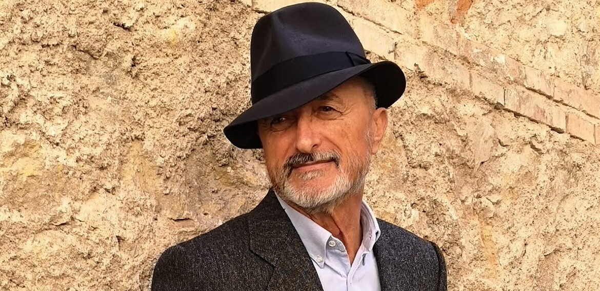 Arturo Pérez-Reverte protagoniza  el encuentro ‘Vida y literatura’
