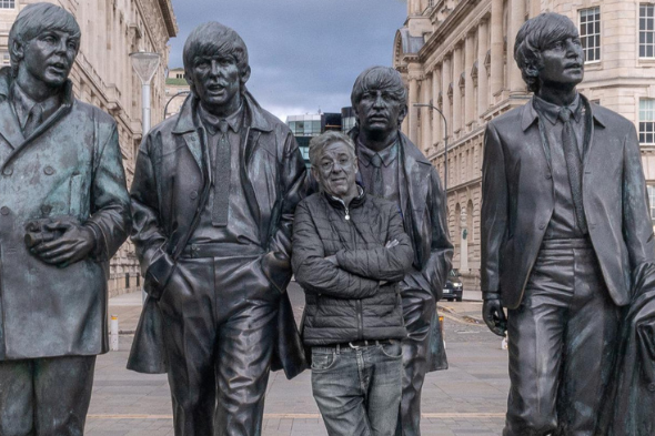 Geografía encuadernada –  Liverpool