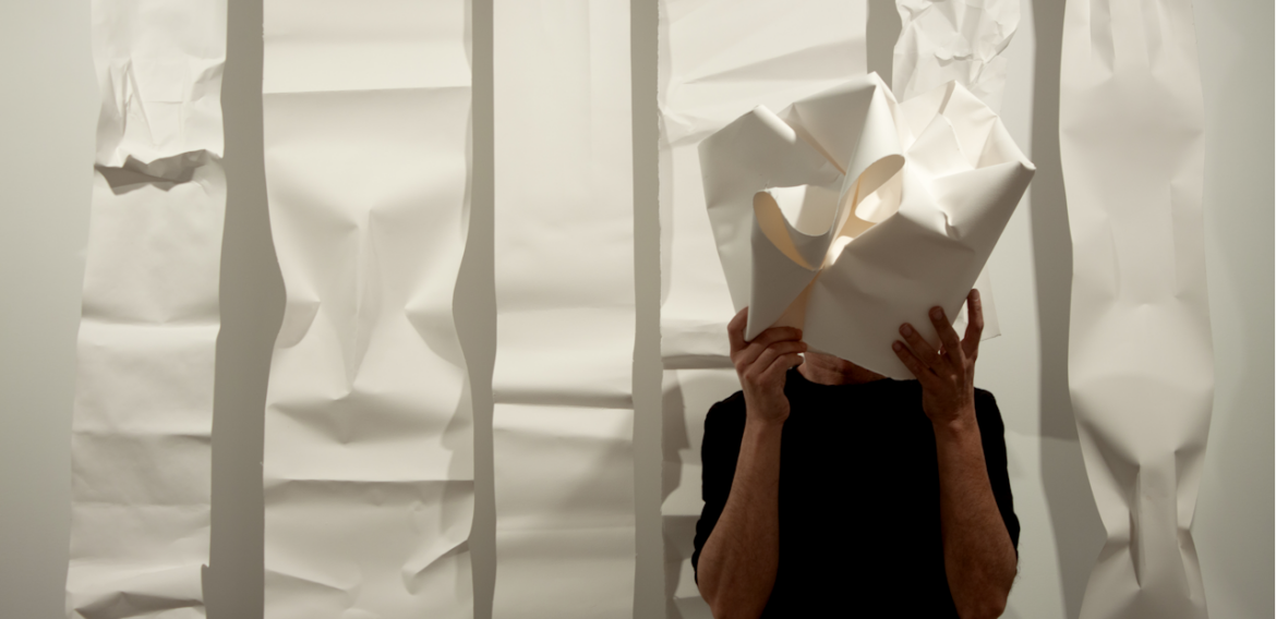 Pedro Guirao lleva el arte sonoro y visual de ‘Cartofonías’ a la sala Pablo Puente del Centro Cultural Las Claras